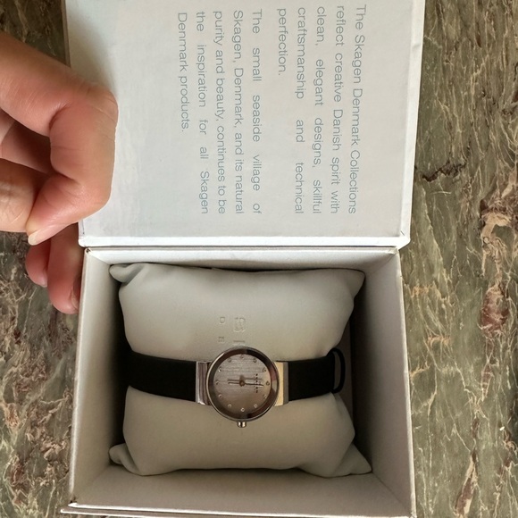 Skagen Women’s Watch - Picture 2 of 3